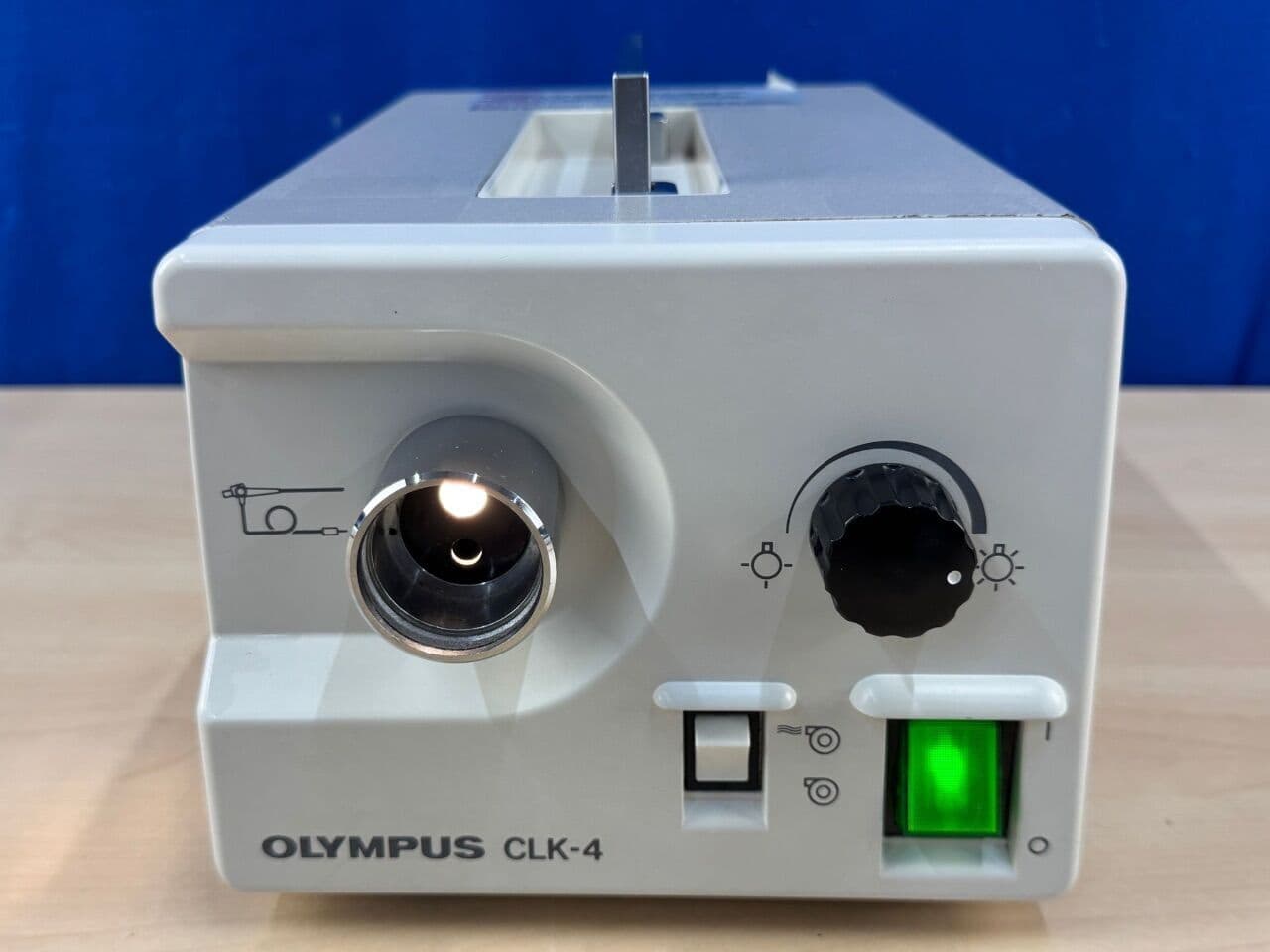 For Sale OLYMPUS Halogen Light Source Model: CLK-4 Light Source thumbnail 2