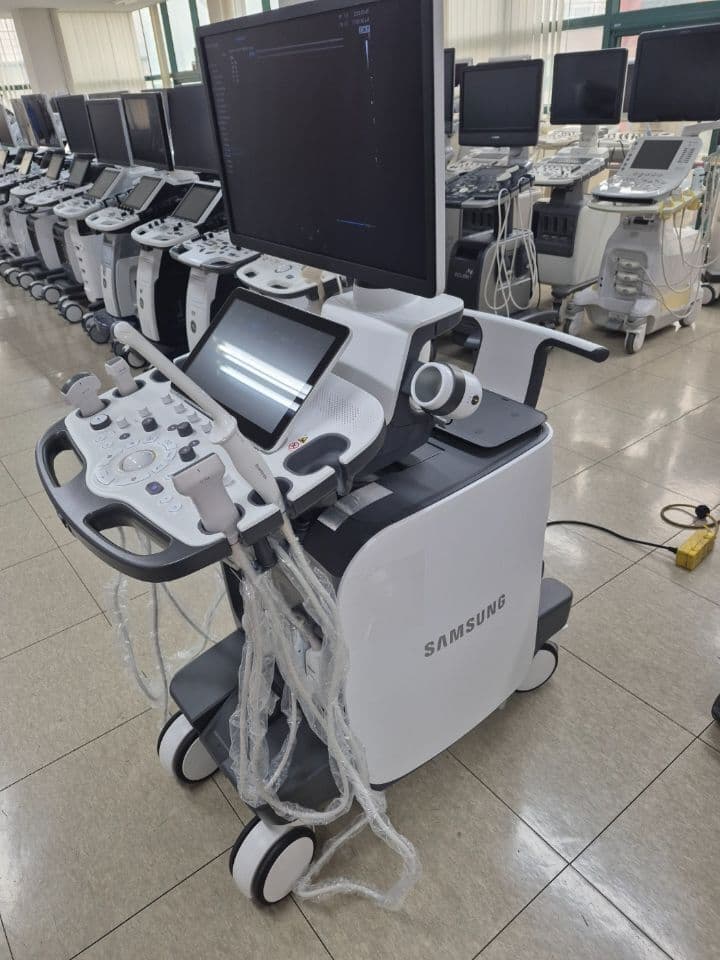 Samsung RS80 EVO Shared Service Ultrasound System thumbnail 7