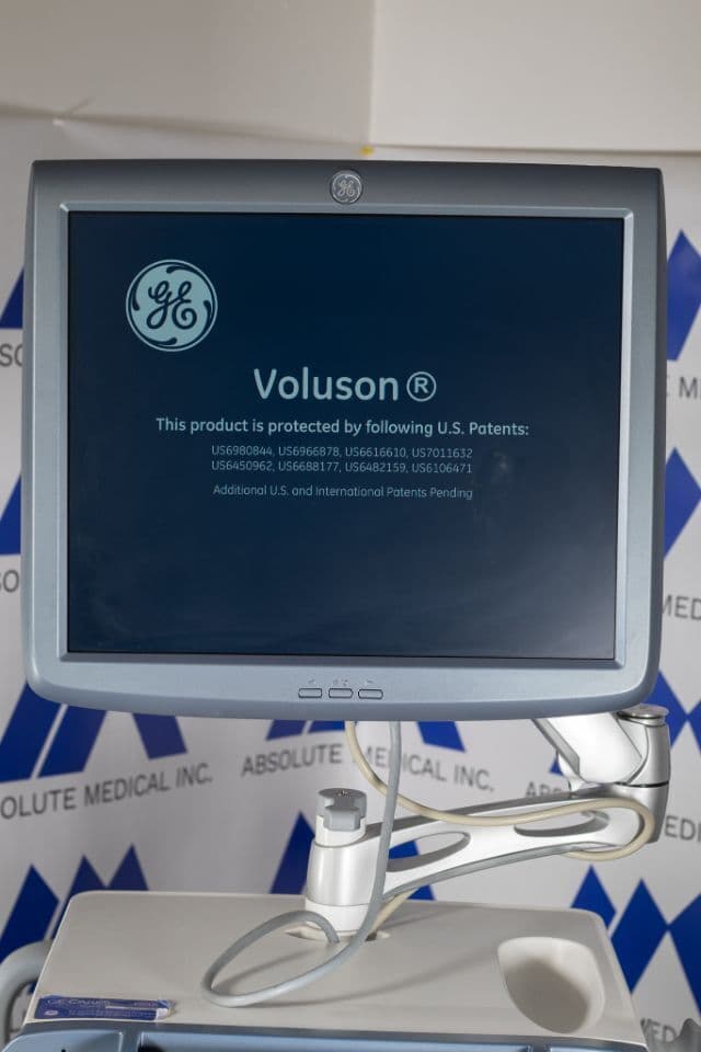 GE Voluson E8 Expert OB/GYN Diagnostic Ultrasound System thumbnail 3