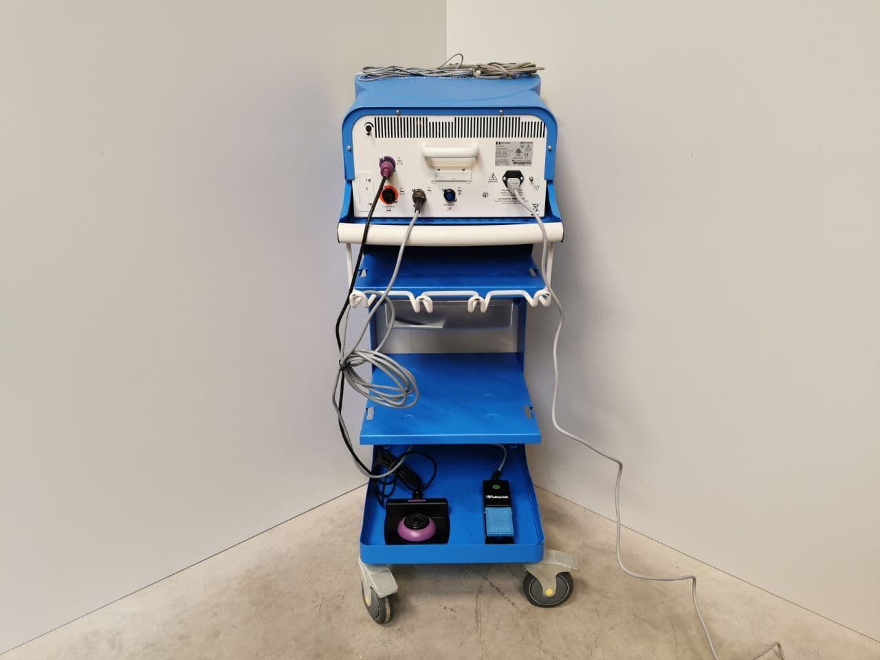 Advanced Energy Platform: The Covidien ForceTriad Electrosurgical Unit thumbnail 5
