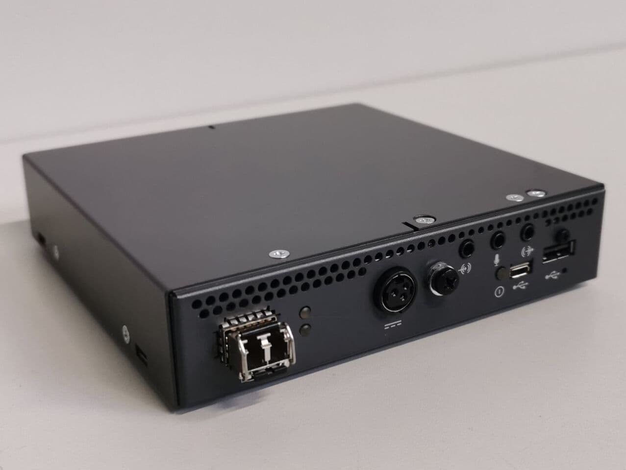 Medical Display Interface for Endoscopy Systems — Barco MNA-120