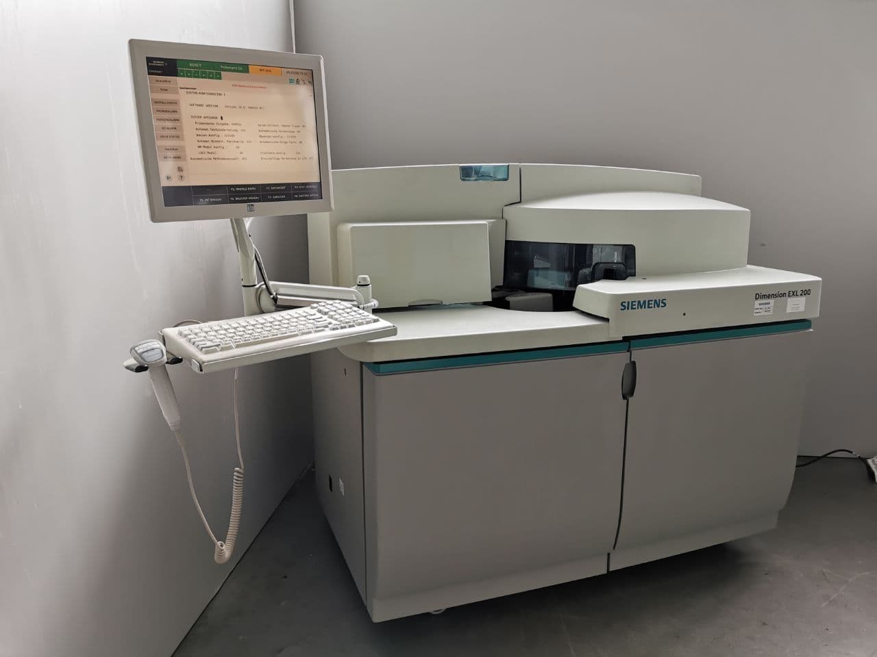 Integrated Chemistry and Immunoassay Testing with the Siemens Dimension EXL 200 Analyzer