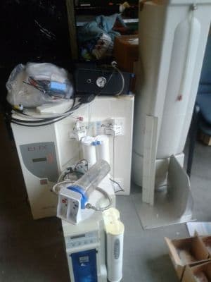 Elix 10 Laboratory Water Purification System from Millipore thumbnail 5