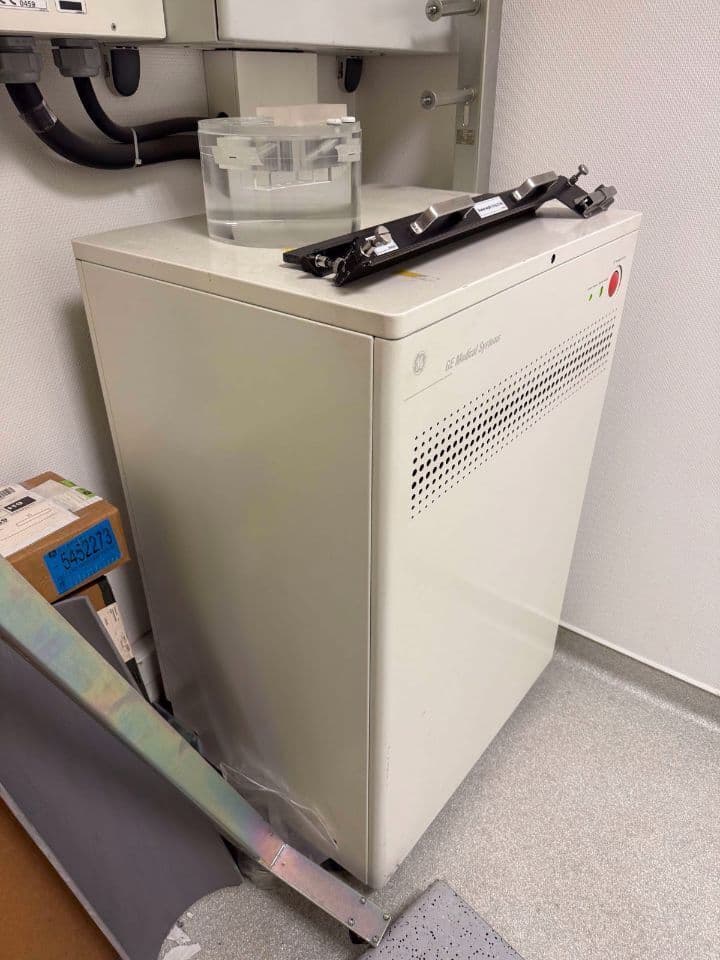 GE Discovery NM/CT 670 SPECT/CT System thumbnail 16