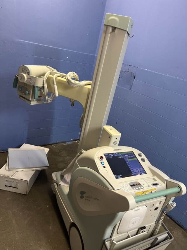 Shimadzu MobileDaRt Evolution Digital Mobile X-Ray System