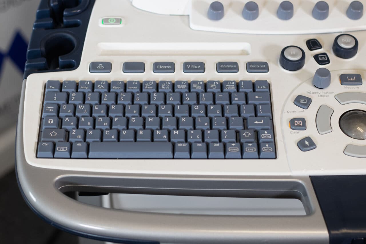 GE Logiq E9 r3 General Imaging Ultrasound System thumbnail 7