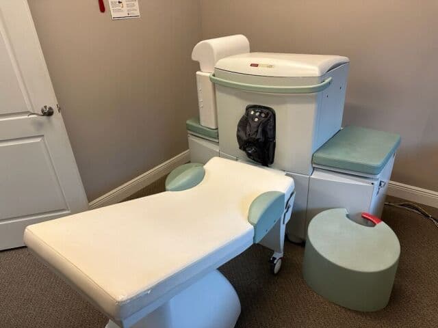 ESAOTE C-Scan MRI for Orthopedic & Podiatry Imaging | Permanent Magnet | Low Maintenance | All Accessories Included
