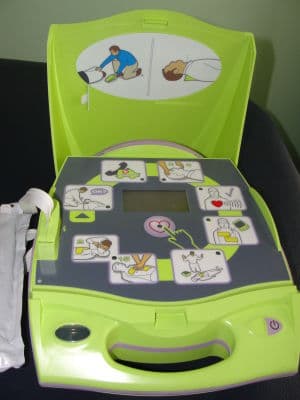 Emergency Response Automated External Defibrillator — Zoll AED Plus thumbnail 3