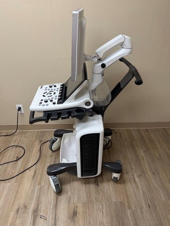 GE Healthcare Vivid S70N V206 Cardiac Vascular Ultrasound System thumbnail 2