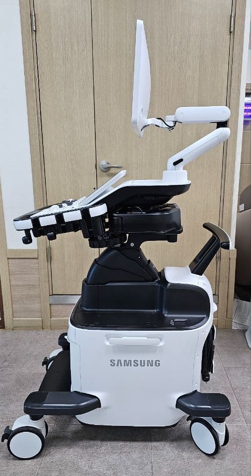 Samsung Hera W10 OB/GYN & Vascular Ultrasound System thumbnail 3