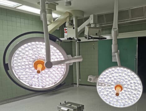 Maquet POWERLED 500 + 300 - DF K3 Dual-Head Surgical Light thumbnail 4