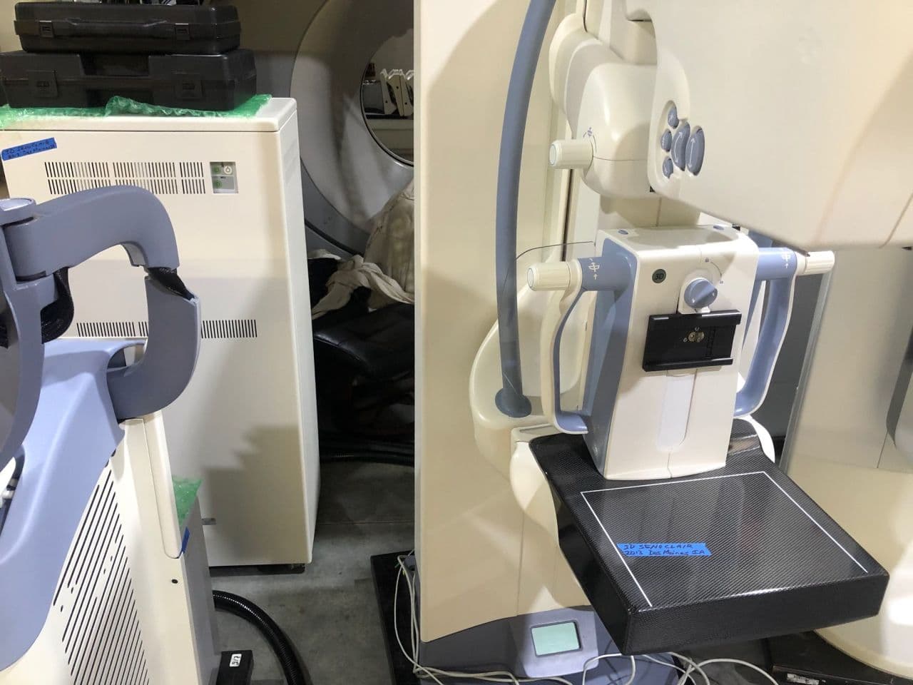 GE 3D SenoClaire Tomosynthesis Digital Mammography Unit thumbnail 5