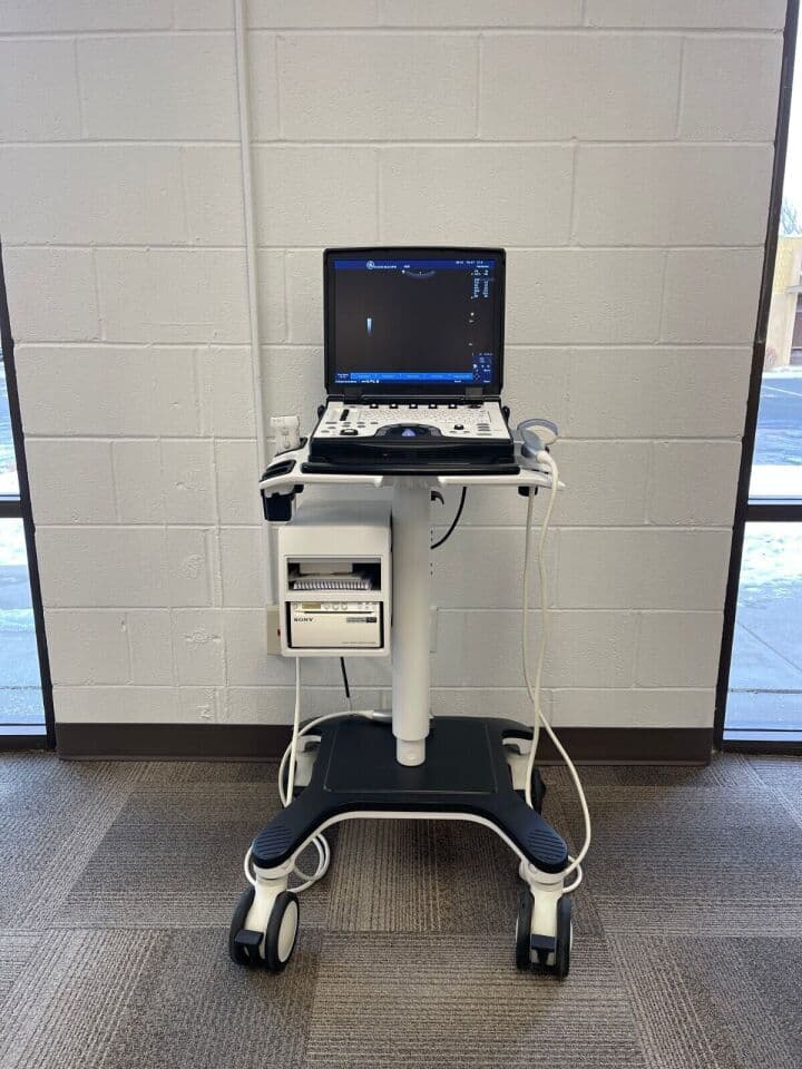 GE Healthcare Nextgen Logiq-e Portable Ultrasound System image 1