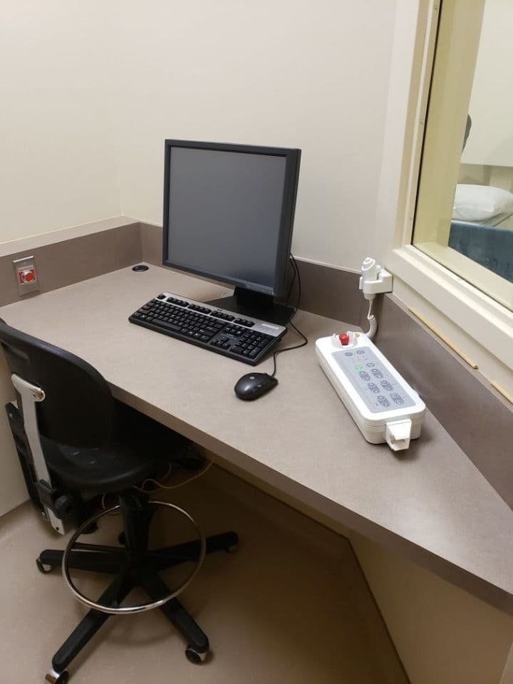 GE Definium 5000 Digital Radiography Room thumbnail 5
