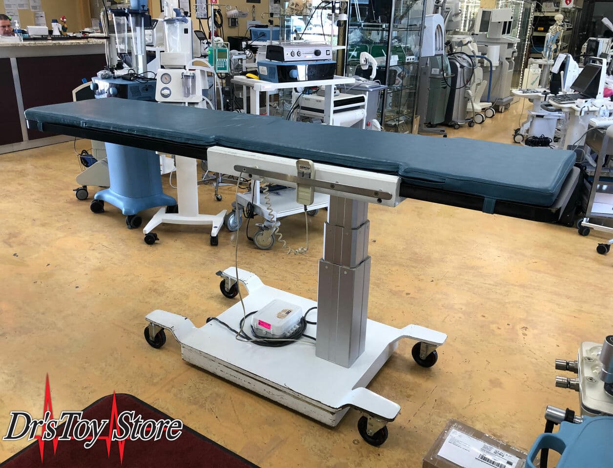 Medesign Morgan C-Arm Imaging Table thumbnail 4