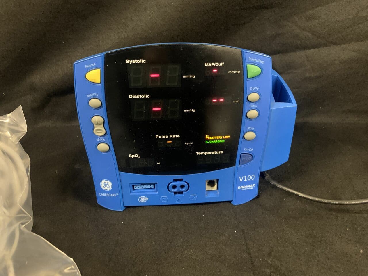 BioMed Certified GE Dinamap V100 Vital Signs Monitor thumbnail 2