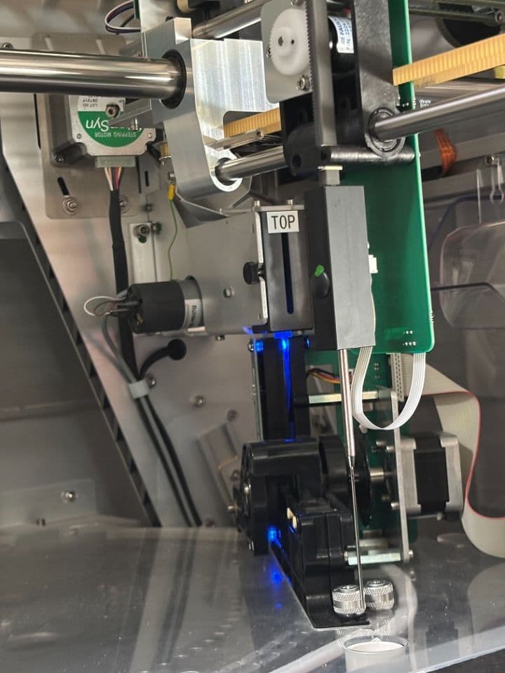 Clinical Immunoassay Testing — Siemens ADVIA Centaur CP Analyzer thumbnail 3