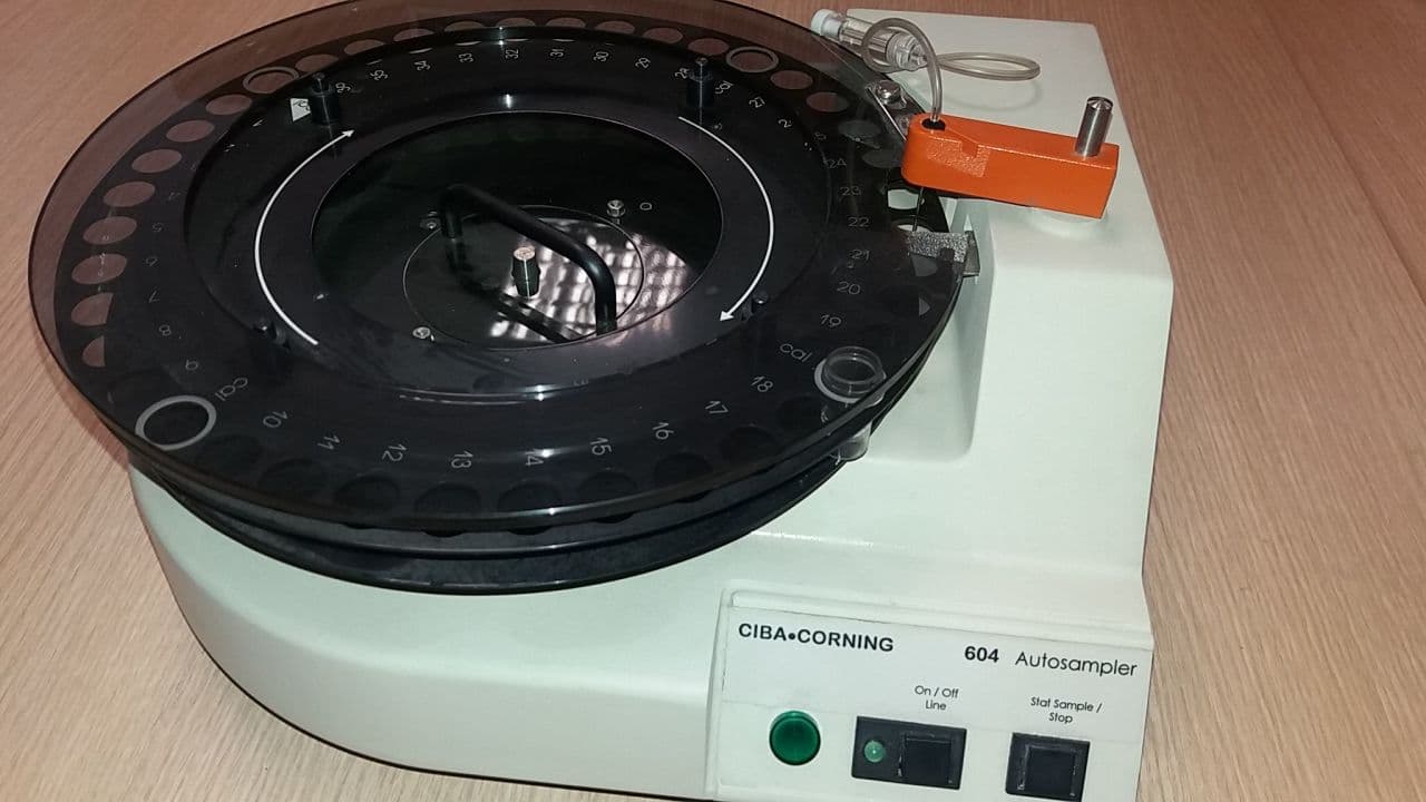 Corning Ciba 604 Laboratory Autosampler thumbnail 2