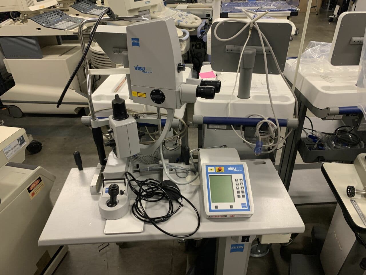 Zeiss Visuals YAG II Plus BioMed Certified Ophthalmic Laser thumbnail 2
