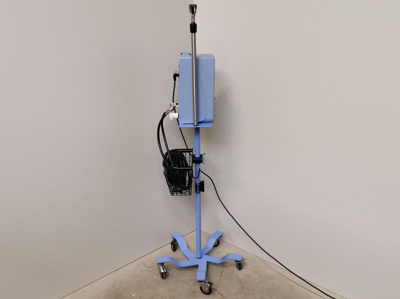 Neonatal Ventilator — Viasys Infant Flow SiPAP System thumbnail 5