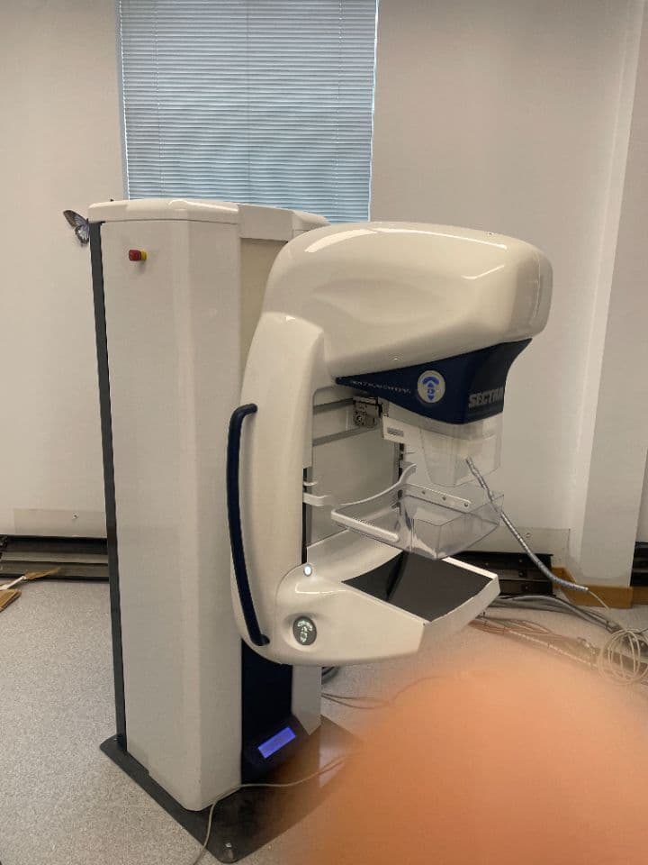 Philips Sectra MicroDose L30 Full Field Digital Mammography (FFDM) System thumbnail 7