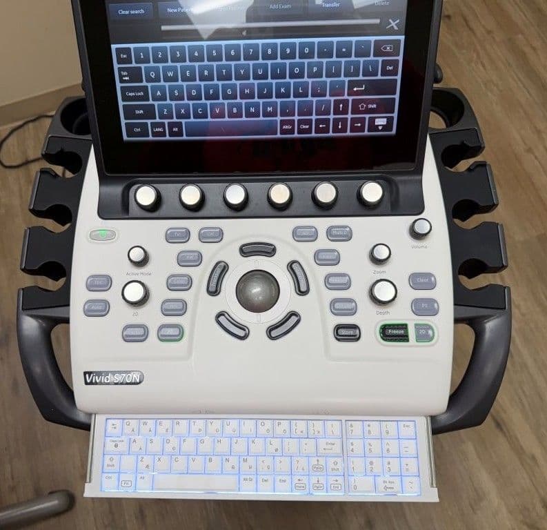 GE Healthcare Vivid S70N Cardiac Vascular Ultrasound System thumbnail 5