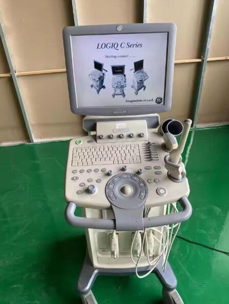 GE Logiq C5 Trolley Color Doppler Ultrasound System thumbnail 3