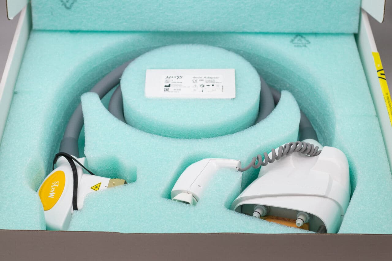 Cynosure Icon Multifunctional Laser IPL Aesthetic Platform thumbnail 19