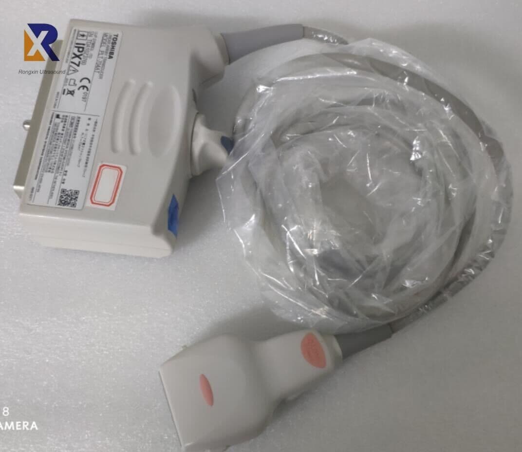 Toshiba PLT-704AT Linear Array Ultrasound Transducer image 1