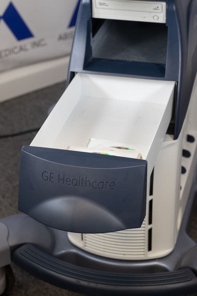 GE Voluson S8 3D/4D Ultrasound System thumbnail 8