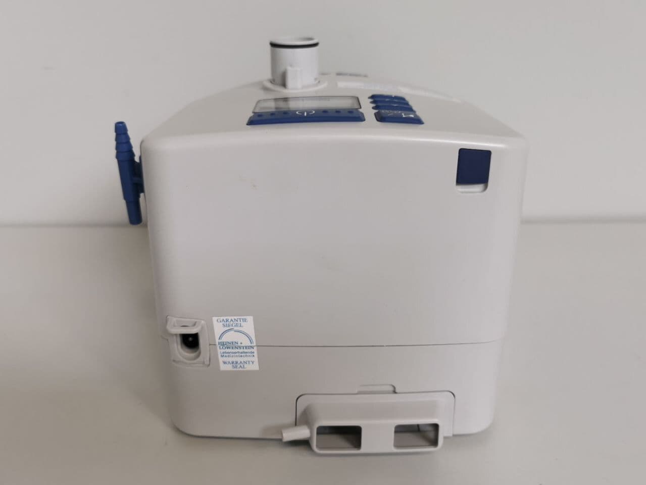 Respiratory Gas Humidification — Fisher & Paykel PT101EW Humidifier thumbnail 4