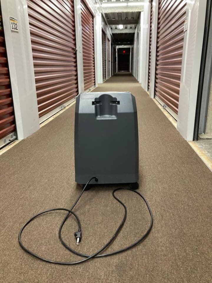 Quiet and Efficient AirSep VisionAire 5 Oxygen Concentrator thumbnail 3