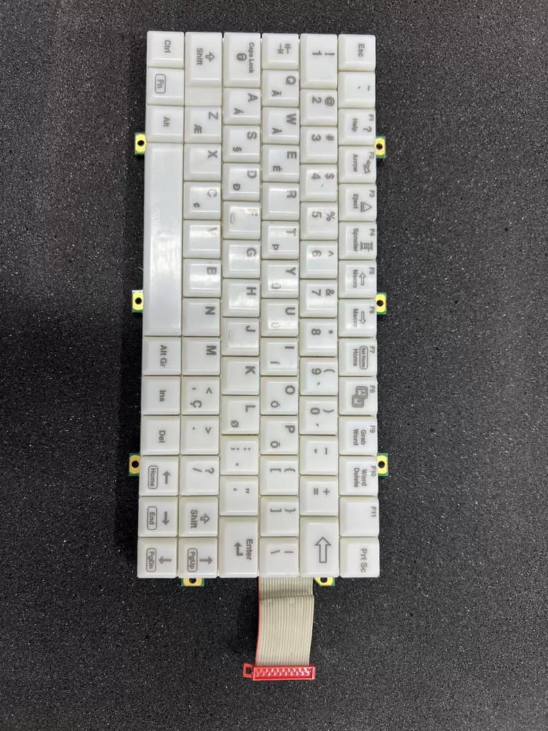 GE Voluson E8 alphanumeric keyboard.
