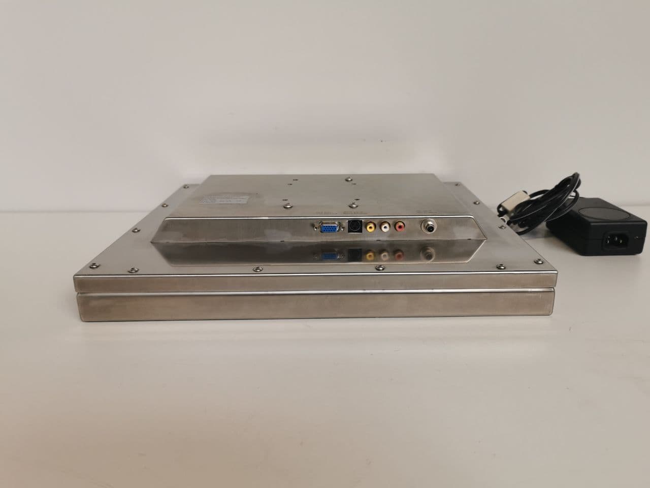 Aesculap PV 928 Medical Video Monitor for Endoscopic Systems thumbnail 4