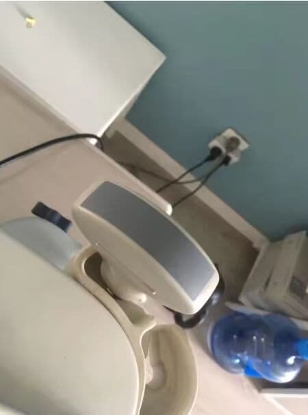 Mindray DP-10 Portable B/W Ultrasound Scanner with Convex Probe thumbnail 2