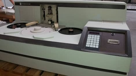 Technicon RA-1000 Random Access Chemistry Analyzer thumbnail 2