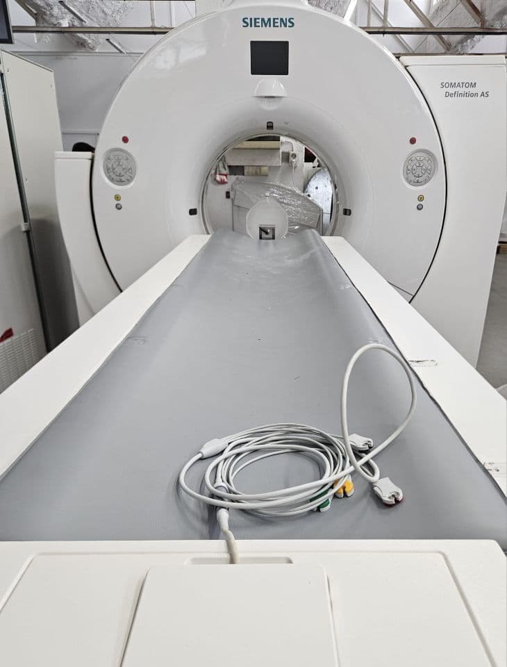 For Sale SIEMENS Definition AS 128 CT Scanner thumbnail 3