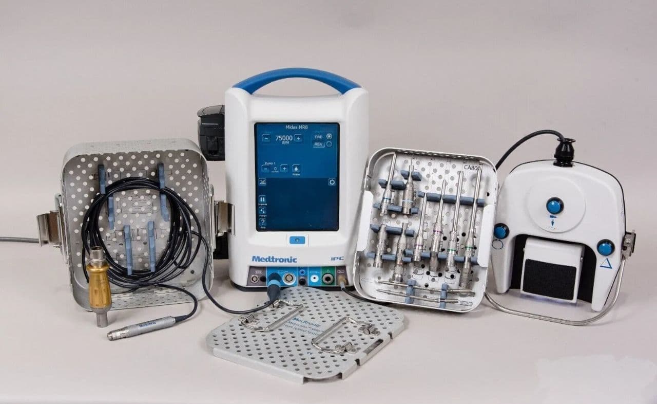 Medtronic MR8 High-Speed Drill System with EM800 Drill and IPC Console