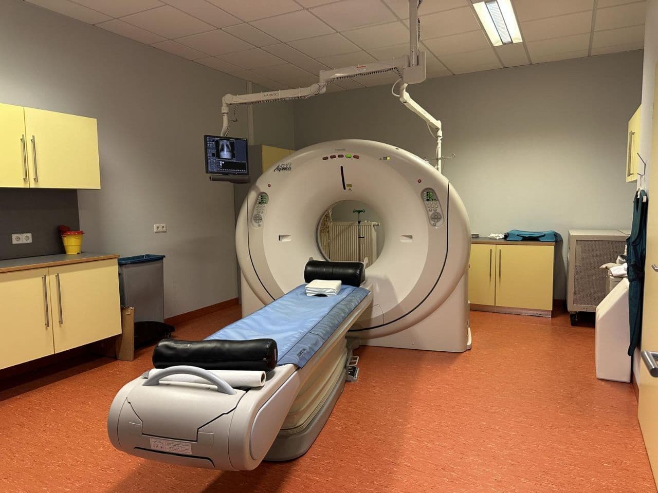 CT Scanner — Toshiba Aquilion TSX-101A