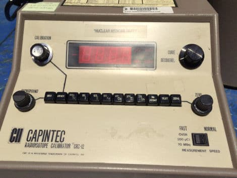 Capintec CRC-12 Radioisotope Dose Calibrator thumbnail 2
