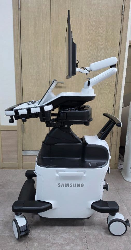 Samsung W10 Elite OB/GYN and Vascular Ultrasound System thumbnail 2