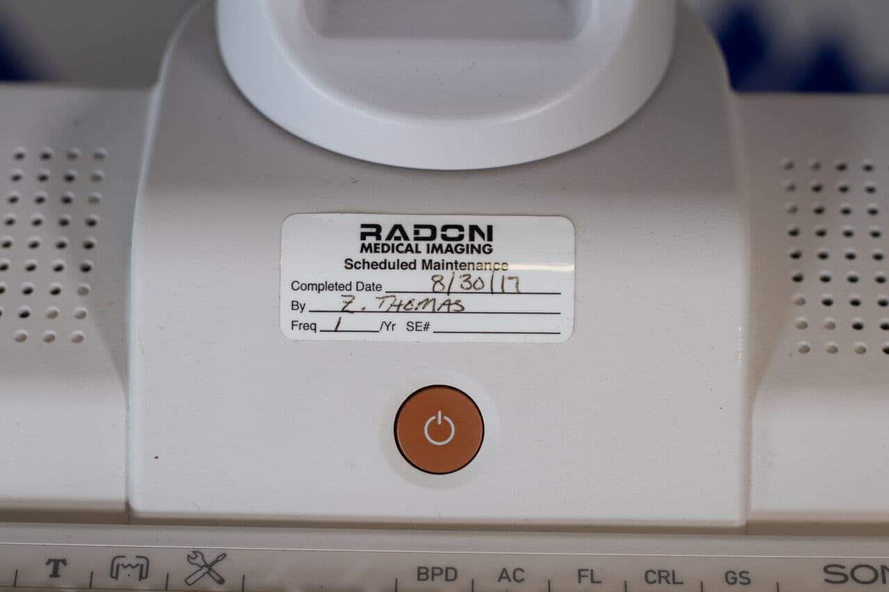 Samsung Medison SonoAce R7 Diagnostic Ultrasound System thumbnail 6