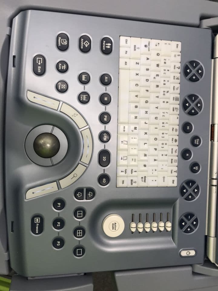 GE Voluson i Portable OB/GYN and Vascular Ultrasound System thumbnail 5