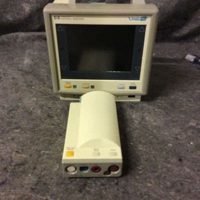 Hewlett Packard M3046A Bedside Patient Monitor