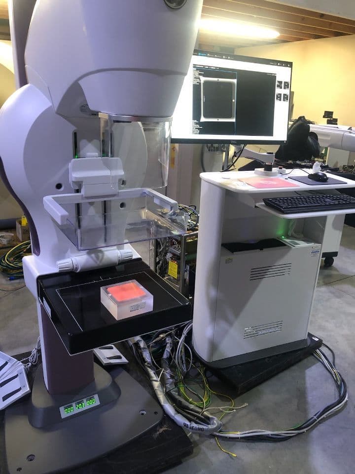 GE Stenograph Crystal Nova 2D Digital Mammography System thumbnail 6