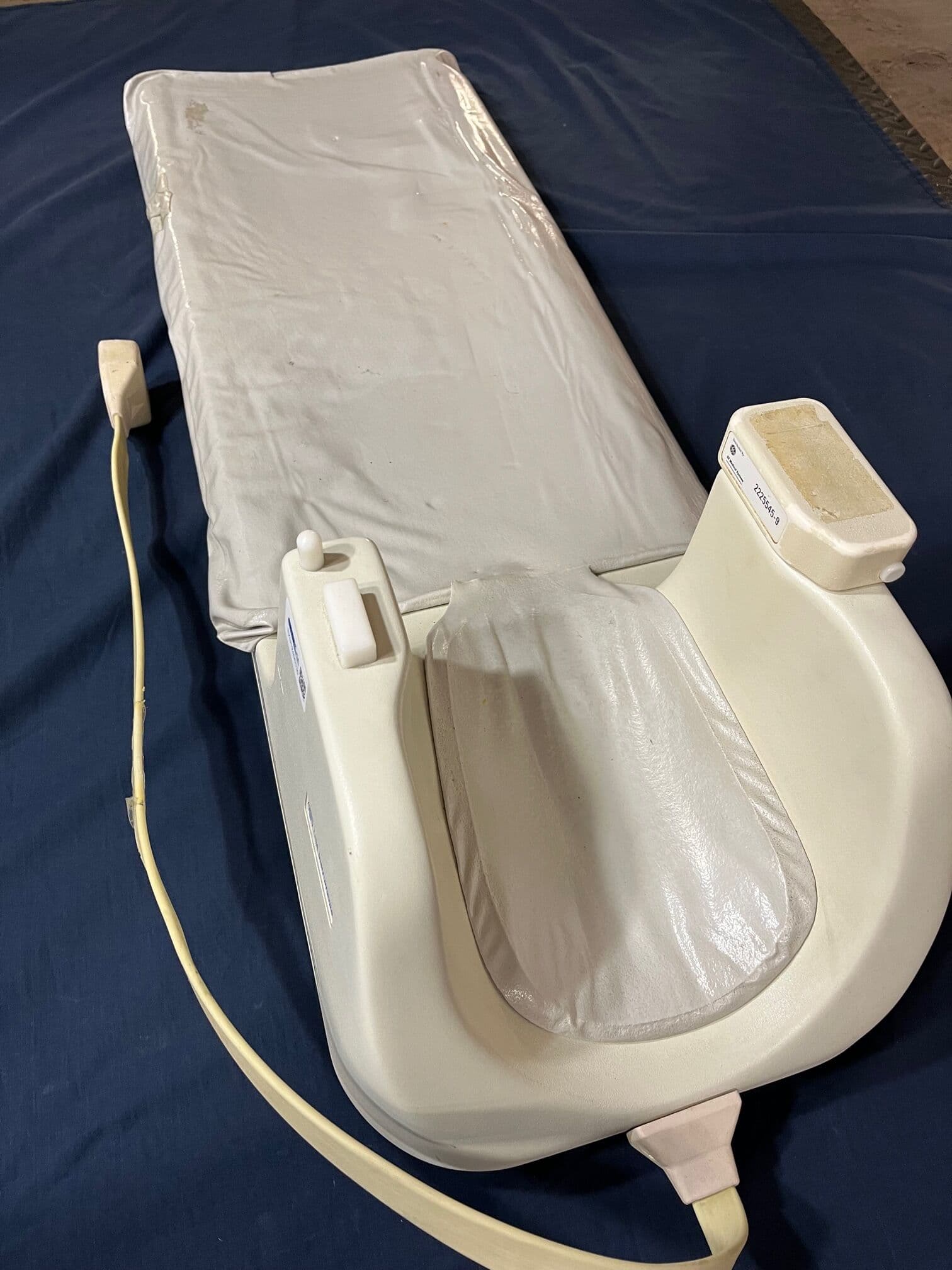 1.5T MRI Spine Coil — GE Premier 7000 QD CTL PA (U1-100082) thumbnail 4