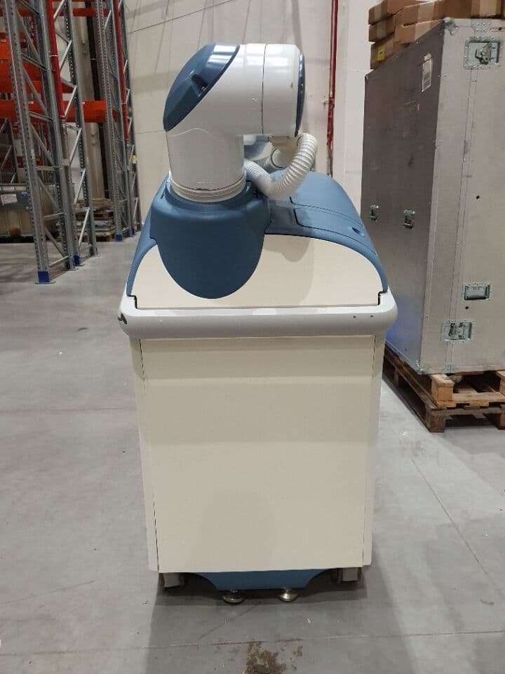 Restoration Robotics Artas Robot 9X Robotic Hair Transplant System thumbnail 2