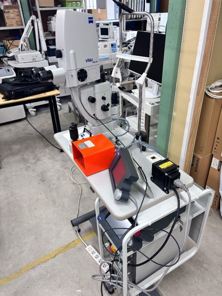 Ophthalmic YAG and Photocoagulation Laser — Carl Zeiss Visulas Combi YAG III 532s thumbnail 2