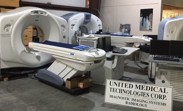 GE VCT 64/128 128-Slice Computed Tomography Scanner thumbnail 2