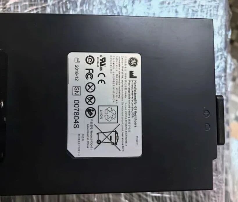 GE Voluson i 16.8V Ultrasound Battery (P/N 5737214) thumbnail 2
